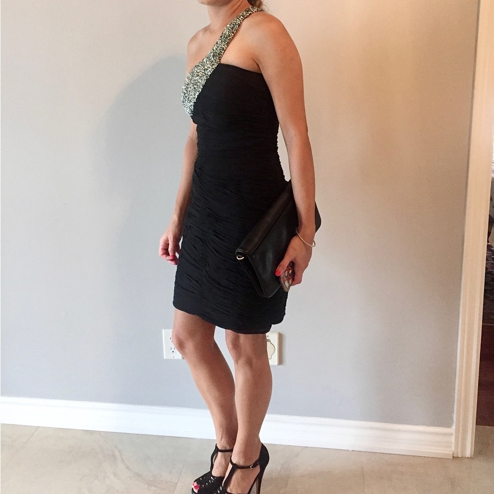 Basix Sequin Cocktail Dress- size 2 - Picture 7 of 7